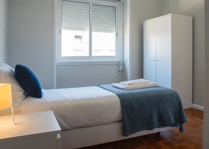 Succeed Campo Pequeno Guest house 3*